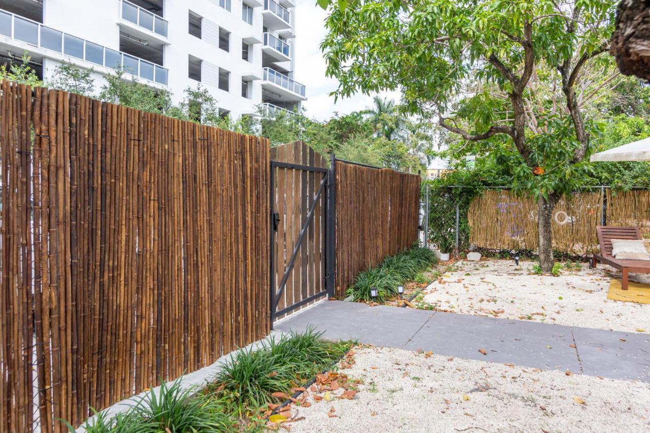 1 Bedroom Apartment With Balcony Miami - Heart Of Downtown Εξωτερικό φωτογραφία